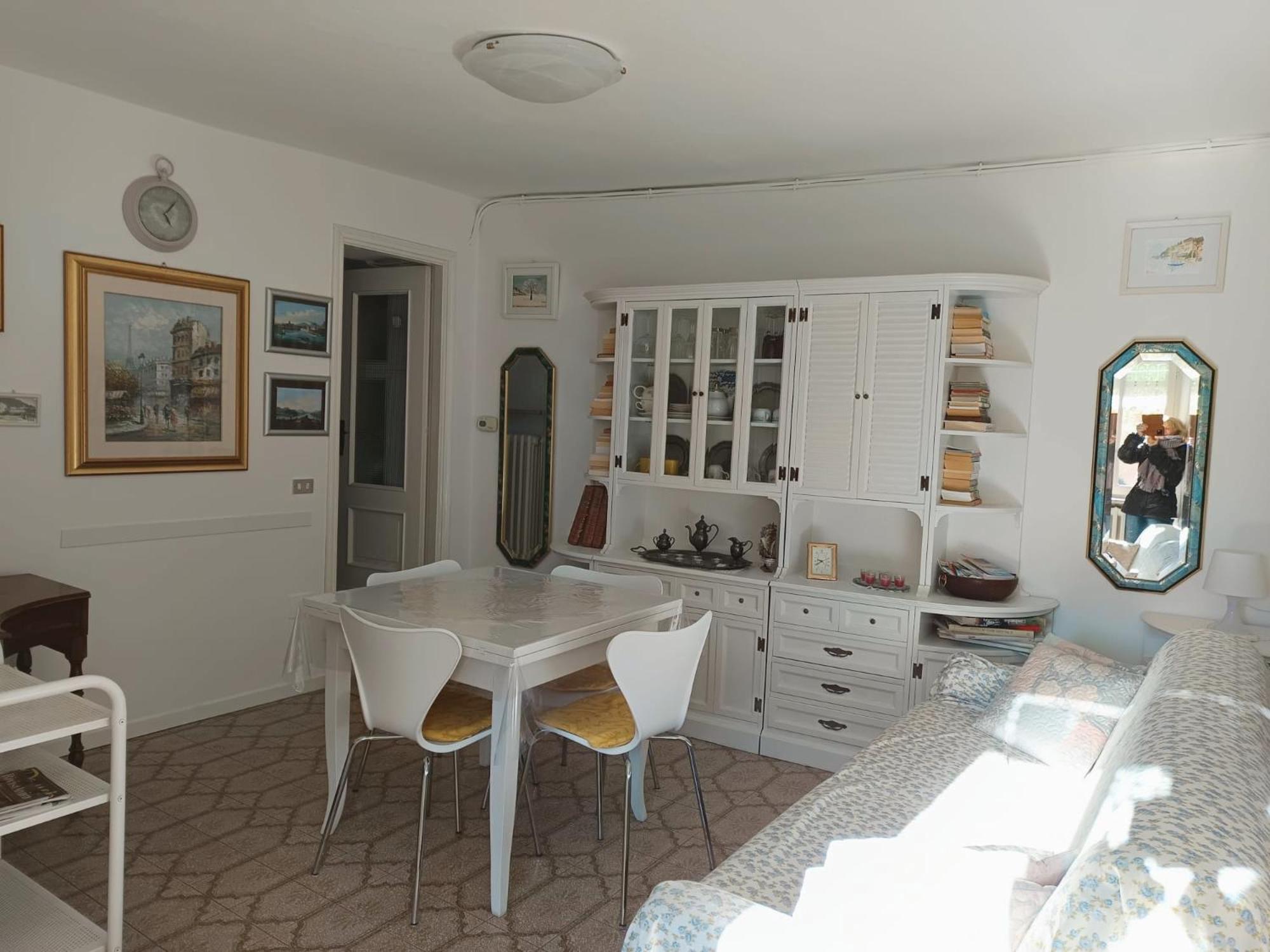 Maddalena House Apartment Варена Екстериор снимка
