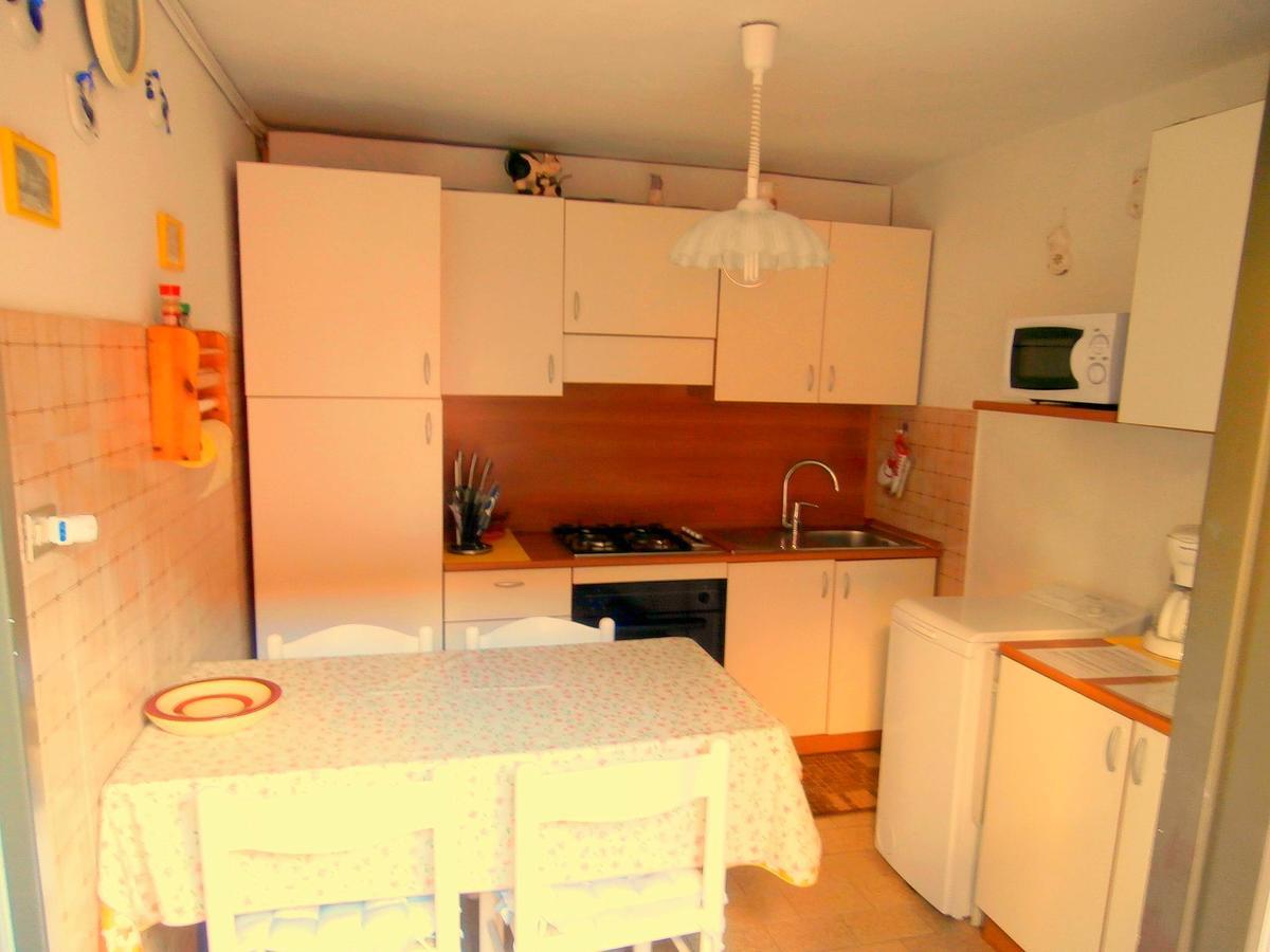 Maddalena House Apartment Варена Екстериор снимка