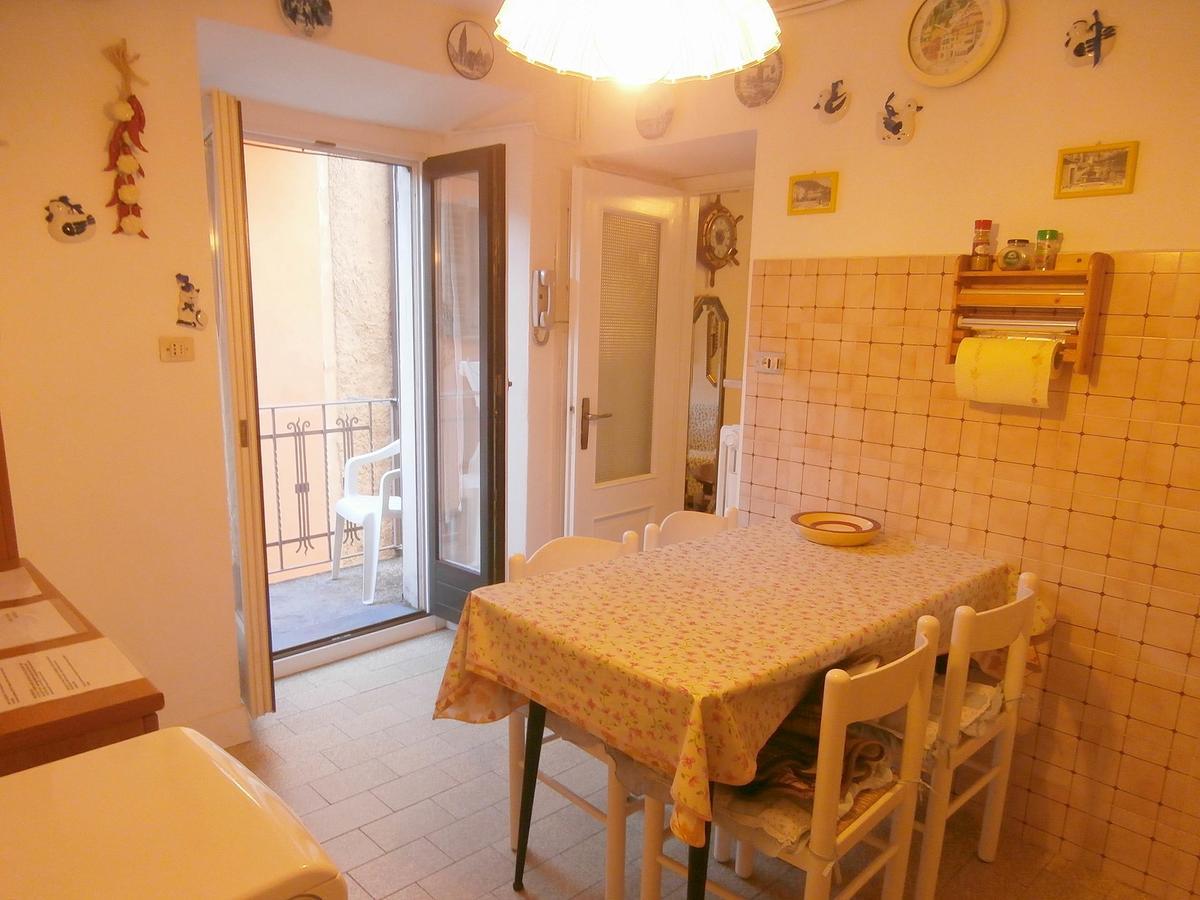 Maddalena House Apartment Варена Екстериор снимка